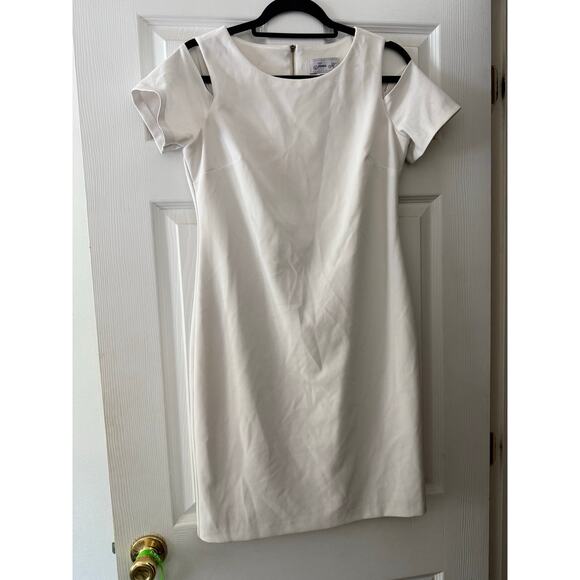 Jessica Howard Dresses & Skirts - White Off The Shoulder Dress By Jessica H Size 10P
